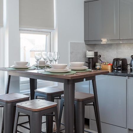 Taylor'S Apartment Wimbledon London Bagian luar foto
