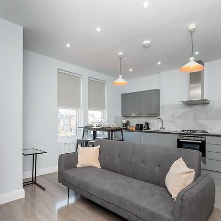 Taylor'S Apartment Wimbledon London Bagian luar foto