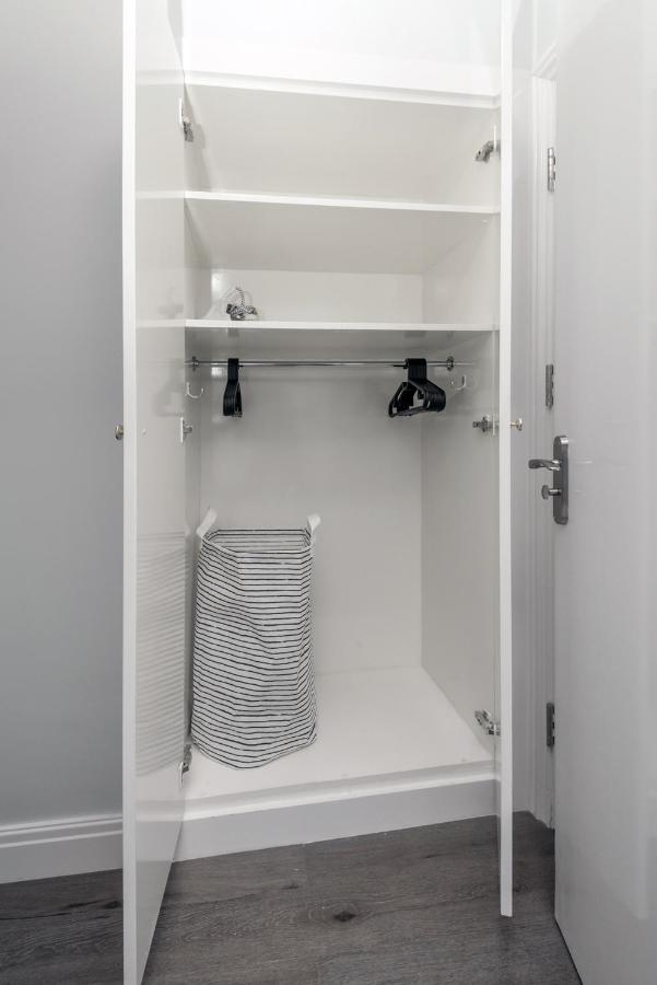 Taylor'S Apartment Wimbledon London Bagian luar foto