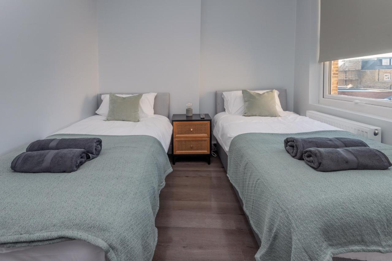 Taylor'S Apartment Wimbledon London Bagian luar foto